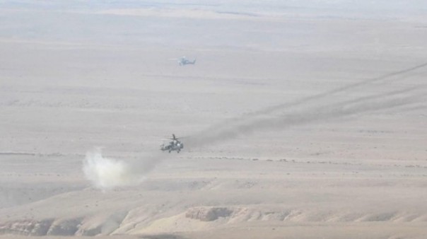 Вертолетный рой русских устроил апокалипсис для террористов в сирийской провинции Хомс