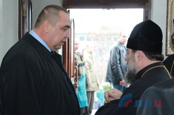 Глава ЛНР принял участие в установке в Луганске закладного камня памятника Александру Невскому Глава ЛНР принял участие в установке в Луганске закладного камня памятника Александру Невскому