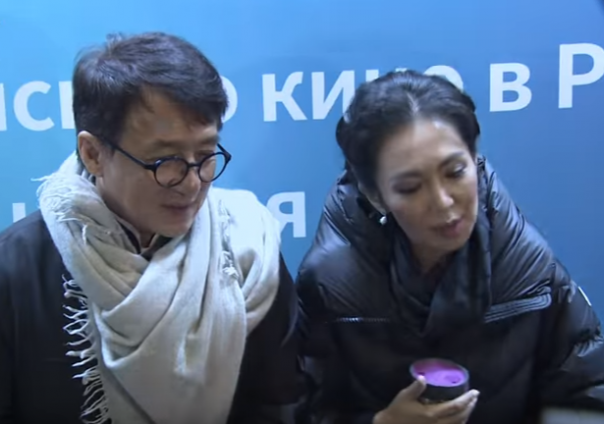 Джеки Чан рассказал, что замёрз в России без тёплой куртки