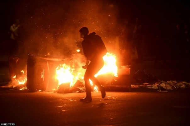 «Не мой президент»: в США тысячи людей протестуют против избрания Трампа