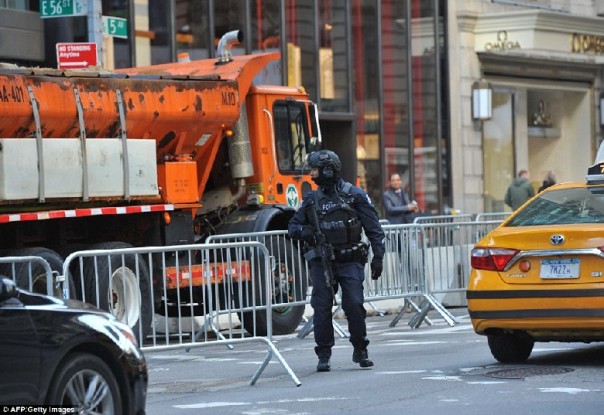 Трамп Тауэр превращен в крепость с бесполетной зоной над ним