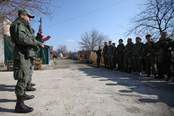 В России формируют казачьи полки В России формируют казачьи полки