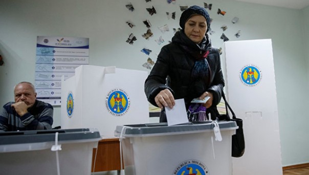 Жители Молдавии выбирают нового президента, ожидая изменений к лучшему