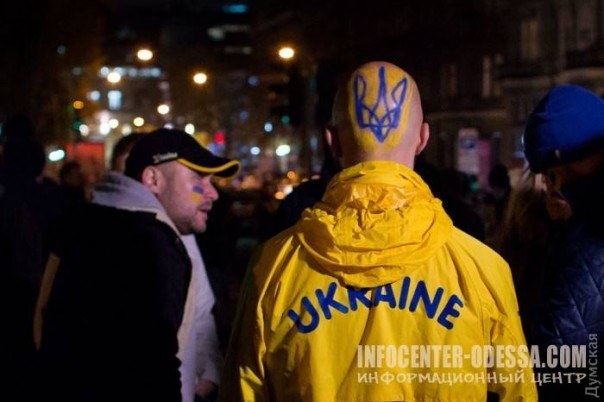 По Одессе маршем прошлись ультрас со всей Украины По Одессе маршем прошлись ультрас со всей Украины