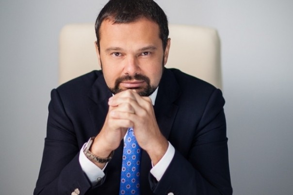 Надеюсь народ поднимет эту власть на вилы. Максим Гольдарб и Тарик Незалежко