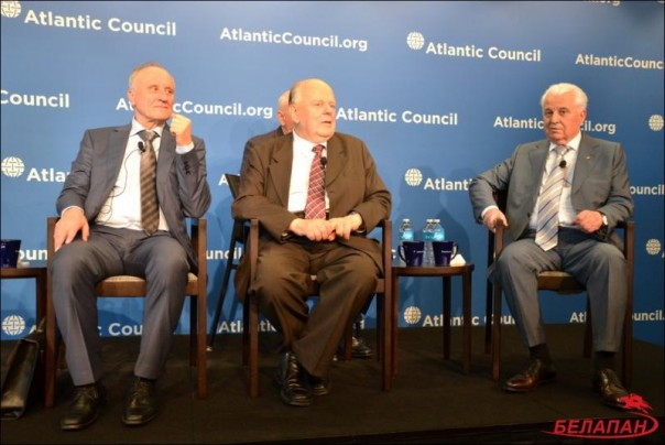 Кравчук, Шушкевич и Бурбулис отмечают в США 25-летие развала СССР Кравчук, Шушкевич и Бурбулис отмечают в США 25-летие развала СССР