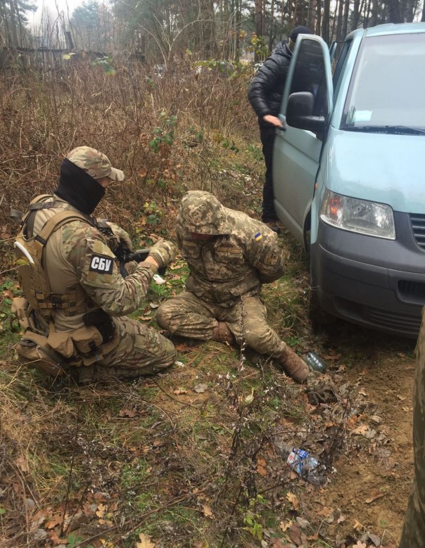 Два капитана ВСУ на Львовщине торговали ворованными боеприпасами Два капитана ВСУ на Львовщине торговали ворованными боеприпасами
