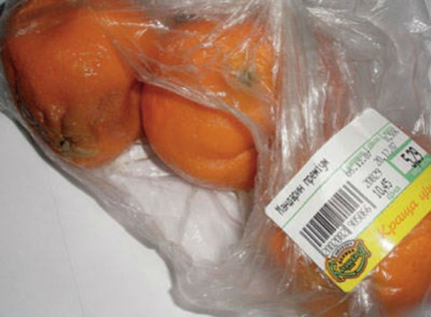 Дожили: в Украине расцвел рынок просроченной еды - Лукаш