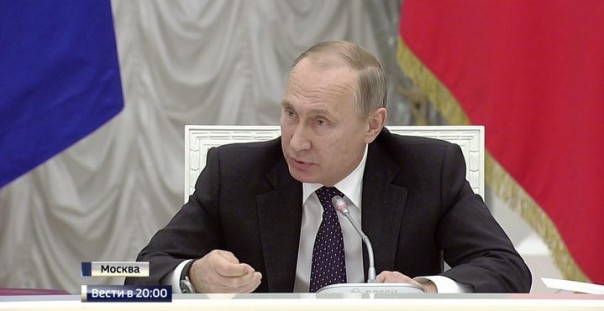 Вопрос Путина заставил главу РАН Фортова заикаться и "тормозить"