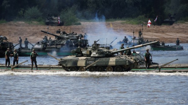 Зачем Путину так много танков