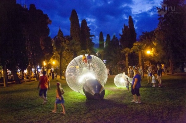 Спасибо вам, отморозки: К годовщине блэкаута в Крыму