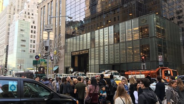 Башня Трампа превратилась в "мусорную башню" на картах Google