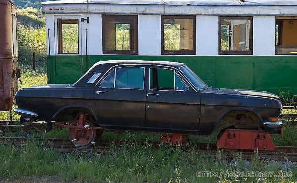 Четыре стальных колеса Четыре стальных колеса