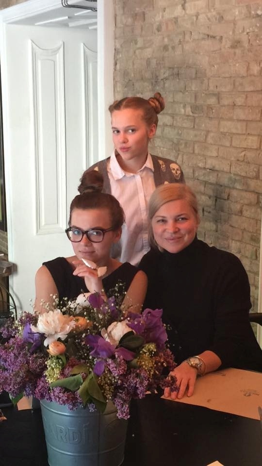 В Минюсте Украины отказались ставить 23-летнюю Калынчук во главе люстрации. В эротический скандал заместительницы Авакова подбавила огня ее сестра В Минюсте Украины отказались ставить 23-летнюю Калынчук во главе люстрации. В эротический скандал заместительницы Авакова подбавила огня ее сестра