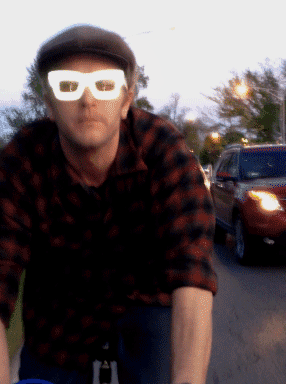 Новые очки с технологией противодействия распознаванию лиц защитят пользователей от камер видеонаблюдения