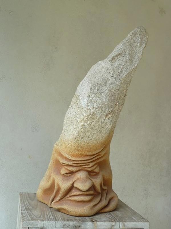 Испанец научился мять камни для создания скульптур Испанец научился мять камни для создания скульптур