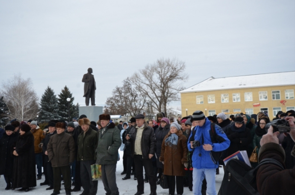 В Ростовской области торжественно открыли бюст Иосифу Сталину