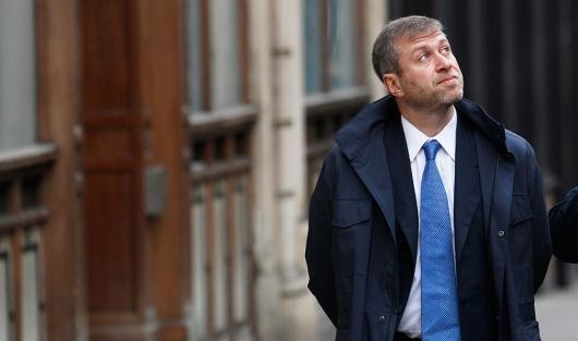 Патриот Роман Абрамович: миллиардер оказался резидентом России