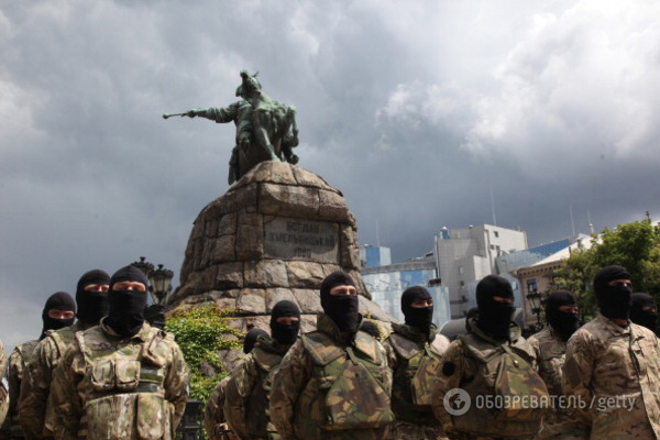 С двойной рекордной пэрэмогой тебя, Киев!