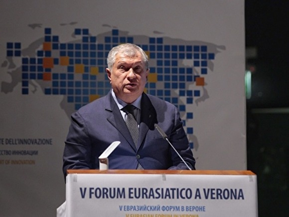 Глава аппарата Игоря Сечина найден мертвым в машине в центре Москвы