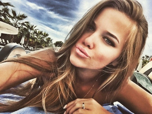 В Минюсте Украины отказались ставить 23-летнюю Калынчук во главе люстрации. В эротический скандал заместительницы Авакова подбавила огня ее сестра В Минюсте Украины отказались ставить 23-летнюю Калынчук во главе люстрации. В эротический скандал заместительницы Авакова подбавила огня ее сестра