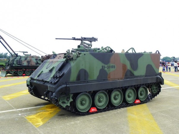 Литва знает, где купить военную технику по цене легковушки