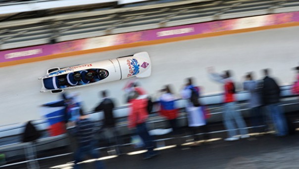 NYT: американцы грозят бойкотом ЧМ по бобслею и скелетону в Сочи