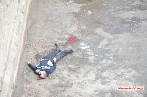 Из-за повестки в военкомат николаевец покончил жизнь самоубийством, прыгнув в вольер с тиграми в зоопарке Из-за повестки в военкомат николаевец покончил жизнь самоубийством, прыгнув в вольер с тиграми в зоопарке