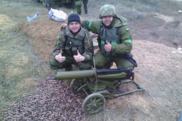 Летальное оружие ВСУ: чапаевские пулеметы и винтовки Мосина. Самая мощная армия континента готовится перейти на шабли и секиры Летальное оружие ВСУ: чапаевские пулеметы и винтовки Мосина. Самая мощная армия континента готовится перейти на шабли и секиры