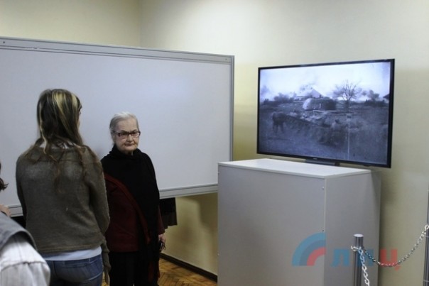 Сводка от НМ ЛНР 7 декабря 2016 года. Генпрокуратура и МВД ЛНР поймали на взятке сотрудника миграционной службы Красного Луча