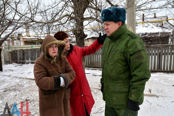 Последствия ночных обстрелов: повреждены минимум 13 домов в Куйбышевском районе Донецка, ранен мирный житель Последствия ночных обстрелов: повреждены минимум 13 домов в Куйбышевском районе Донецка, ранен мирный житель