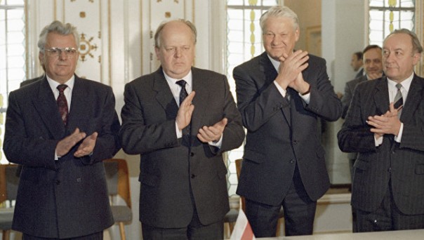 Ростислав Ищенко: Уроки Беловежского соглашения: мог ли Советский Союз уцелеть?