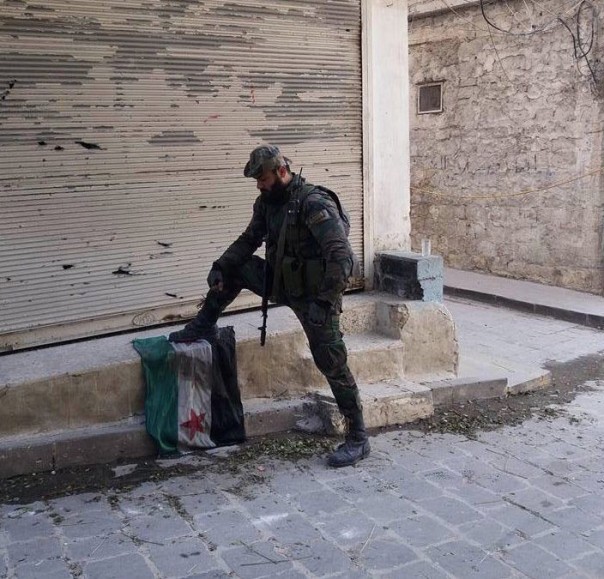 ИГИЛ наступает на Пальмиру, «Аллигаторы» и «Ночные охотники» ВКС РФ подняты по тревоге | Подборка видео с Ближневосточного фронта