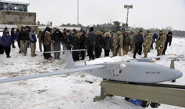 Турчинов на испытаниях ударных беспилотников перешел на «язык страны-агрессора»