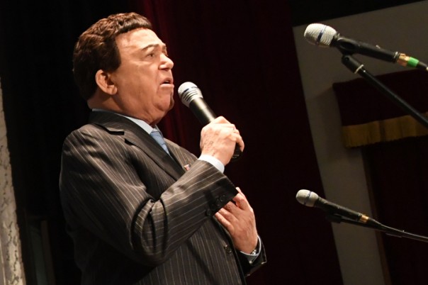 Кобзон о гибели ансамбля им. Александрова: Я должен был лететь в Сирию с ними