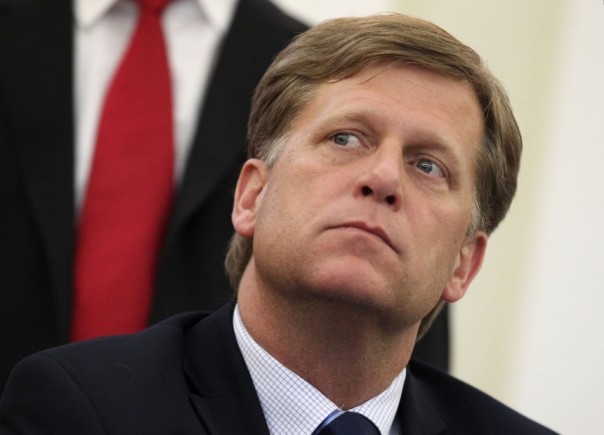 Макфол намерен лишить российские СМИ Sputnik и RT аккредитации в США