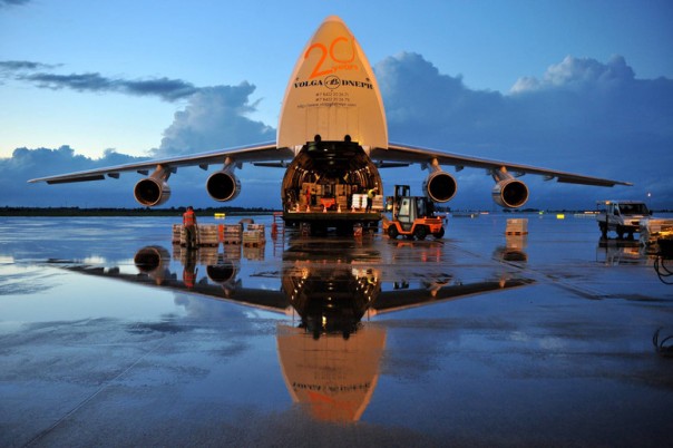 НАТО вынуждено подписать невыгодный контракт с Украиной НАТО вынуждено подписать невыгодный контракт с Украиной