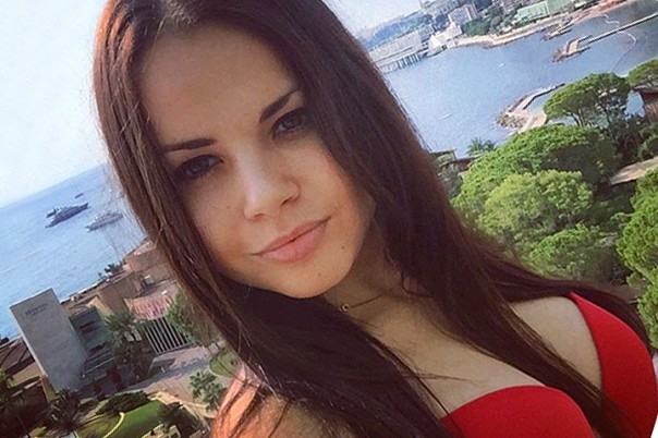 Отличницу "Плешки" использовали, чтобы отмыть 9 миллиардов