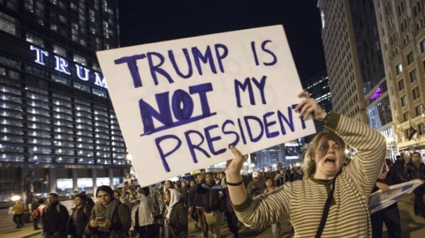 Выборщик за Трампа: меня обещали застрелить и советовали броситься под автобус Выборщик за Трампа: меня обещали застрелить и советовали броситься под автобус