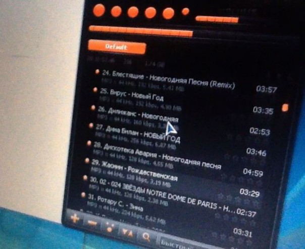 Украинского журналиста выбесили русские песни в Николаеве Украинского журналиста выбесили русские песни в Николаеве