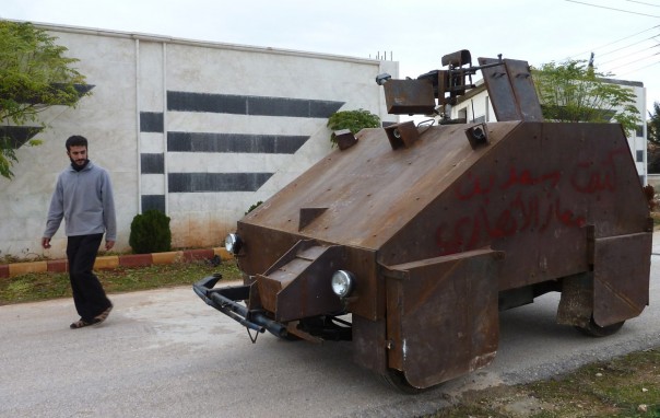 Сирийские военнослужащие научились эффективно противостоять «джихад-мобилям» Сирийские военнослужащие научились эффективно противостоять «джихад-мобилям»