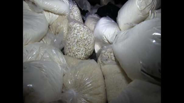 В Алеппо обнаружены склады с провизией из США