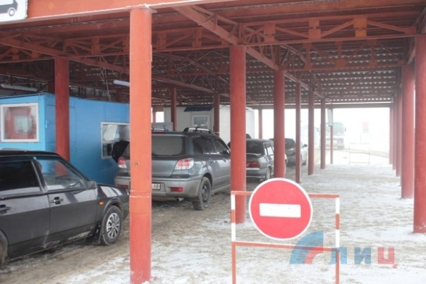 Сводка от НМ ЛНР 28 декабря 2016 года. Снайперы ВСУ обстреливают позиции Народной милиции в районе Новоалександровки Сводка от НМ ЛНР 28 декабря 2016 года. Снайперы ВСУ обстреливают позиции Народной милиции в районе Новоалександровки