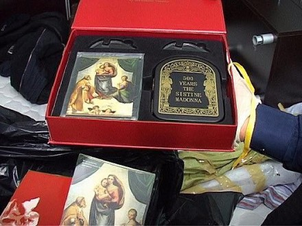 В ГПУ «Сокровища Азарова» так и не дождались — «застряли» где-то в Нацполиции