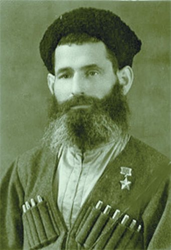 В Северной Осетии нашли могилу красноармейца, чьим подвигом восхищались даже гитлеровцы В Северной Осетии нашли могилу красноармейца, чьим подвигом восхищались даже гитлеровцы