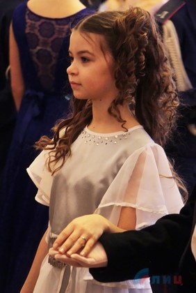 Первый в ЛНР Святочный бал состоялся в Луганске