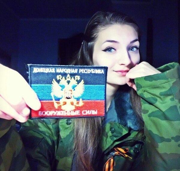 «Ополченочка». Роман Разум, ансамбль «Новороссия»