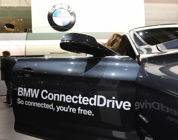BMW выпустит на дороги беспилотные авто