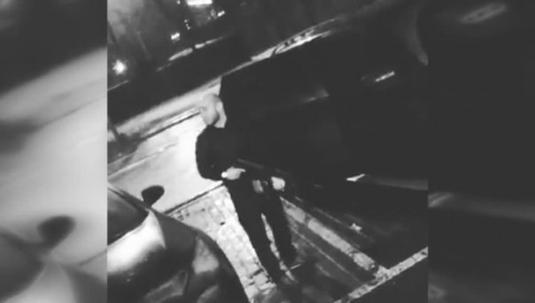 Полиция ищет стрелка, палившего из автомата в центре Москвы