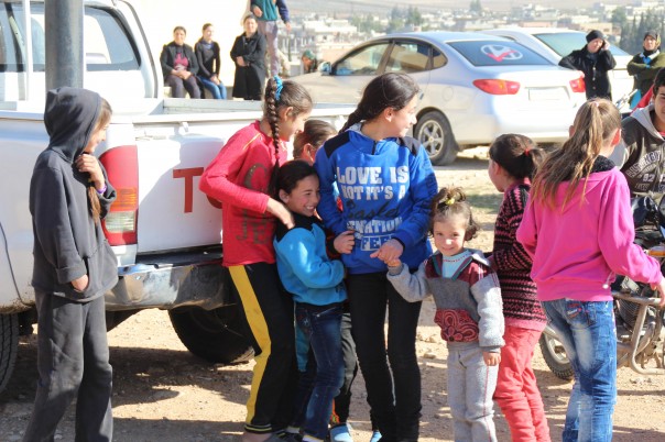 Гуманитарная акция РФ в населенном пункте Эль-Харики, провинции Хомс Гуманитарная акция РФ в населенном пункте Эль-Харики, провинции Хомс